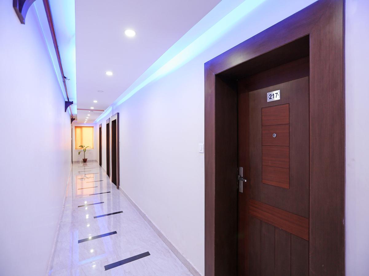 Oyo 2770 Hotel 7Saat Bhubaneswar Exterior photo