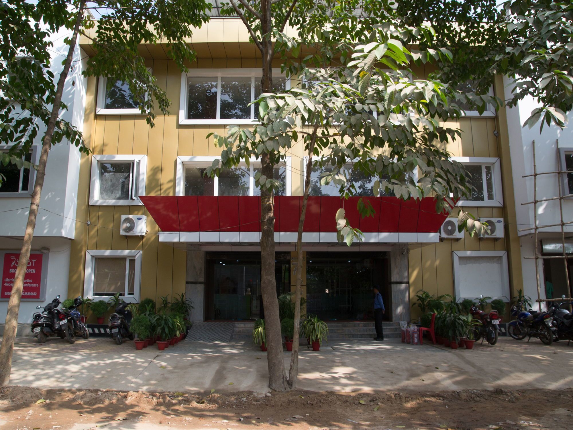 Oyo 2770 Hotel 7Saat Bhubaneswar Exterior photo
