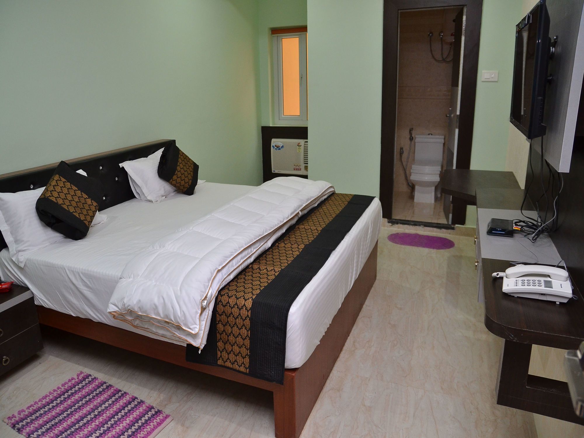 Oyo 2770 Hotel 7Saat Bhubaneswar Exterior photo